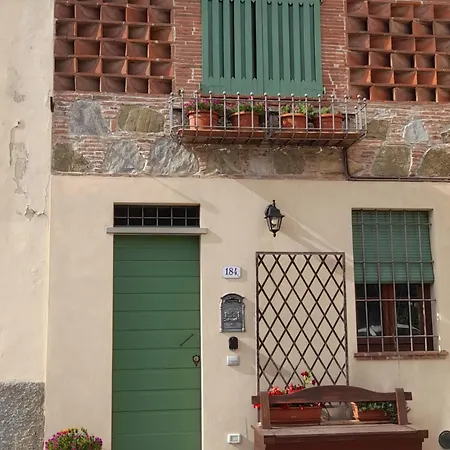 La Capanna Di Corte Bimbo Home Made Home Lucca Exterior photo